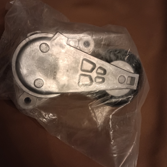 Genuine 2002-2006 Hyundai Tiburon belt tensioner pulley pully 25281 37120 - Picture 4 of 6